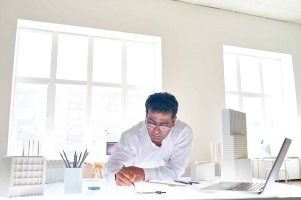 Comment le marketing expérientiel peut-il être utilisé par une marque de cosmétiques en boutique?